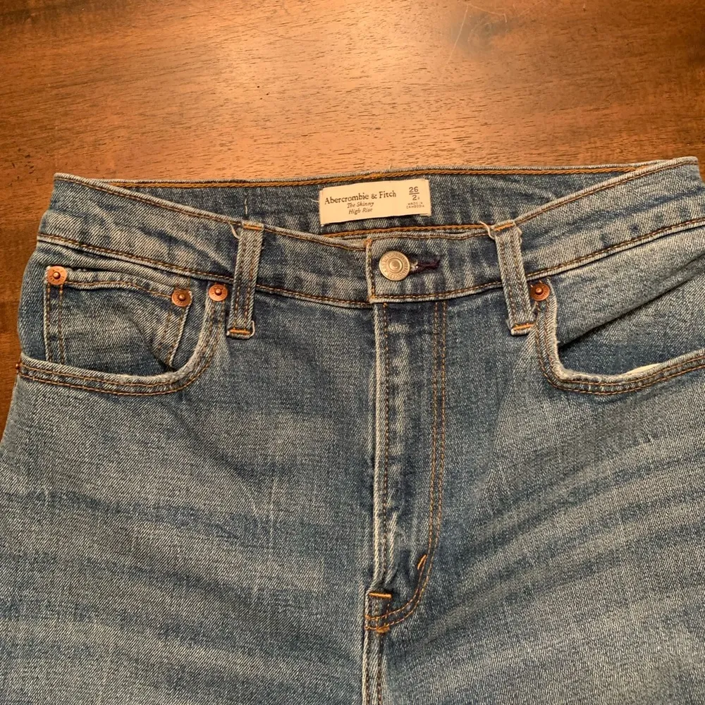 Abercrombie & Fitch Skinny Jeans The Skinny High Rise Size 2 Distressed - Image 2