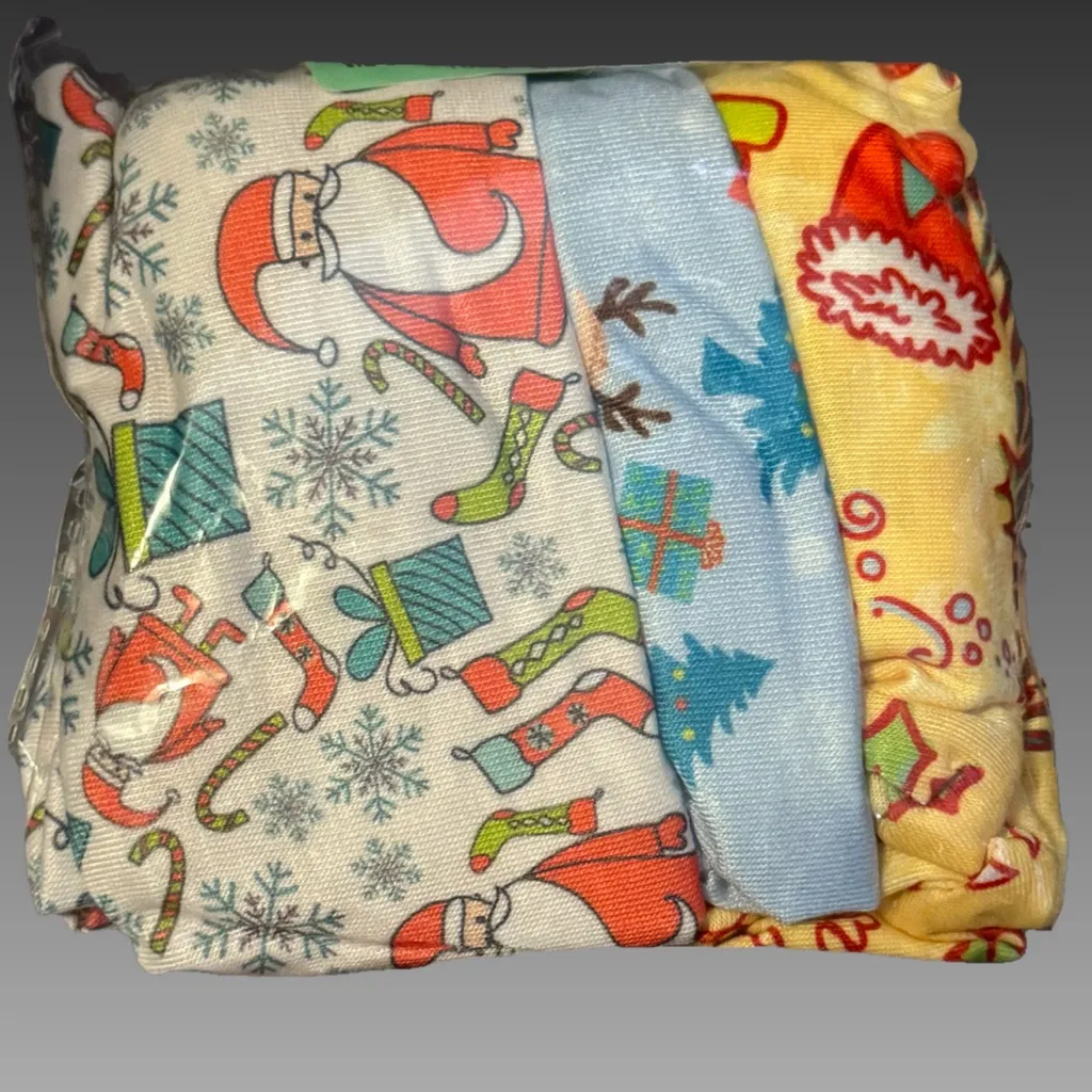 🎁NWT* 3pk Christmas Themed‎ Stretch - Image 5