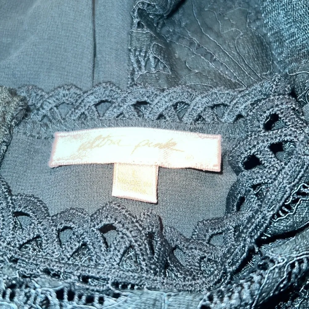 Ultra Pink Hunter Green Mock sleeve Lace Sheer Bell Sleeve Boho Top Size Large - Image 3