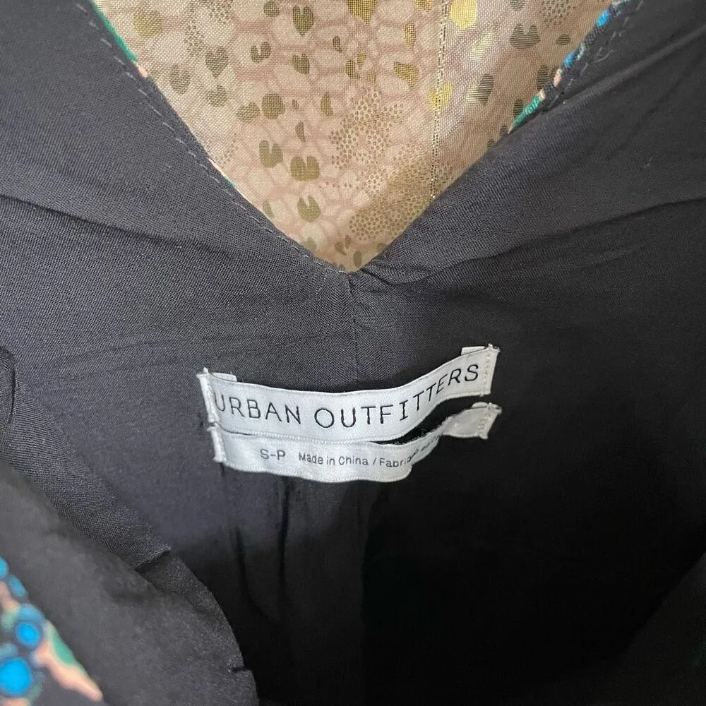 Urban Outfitters black/green leafv-neck mini slip dress, small - Image 3