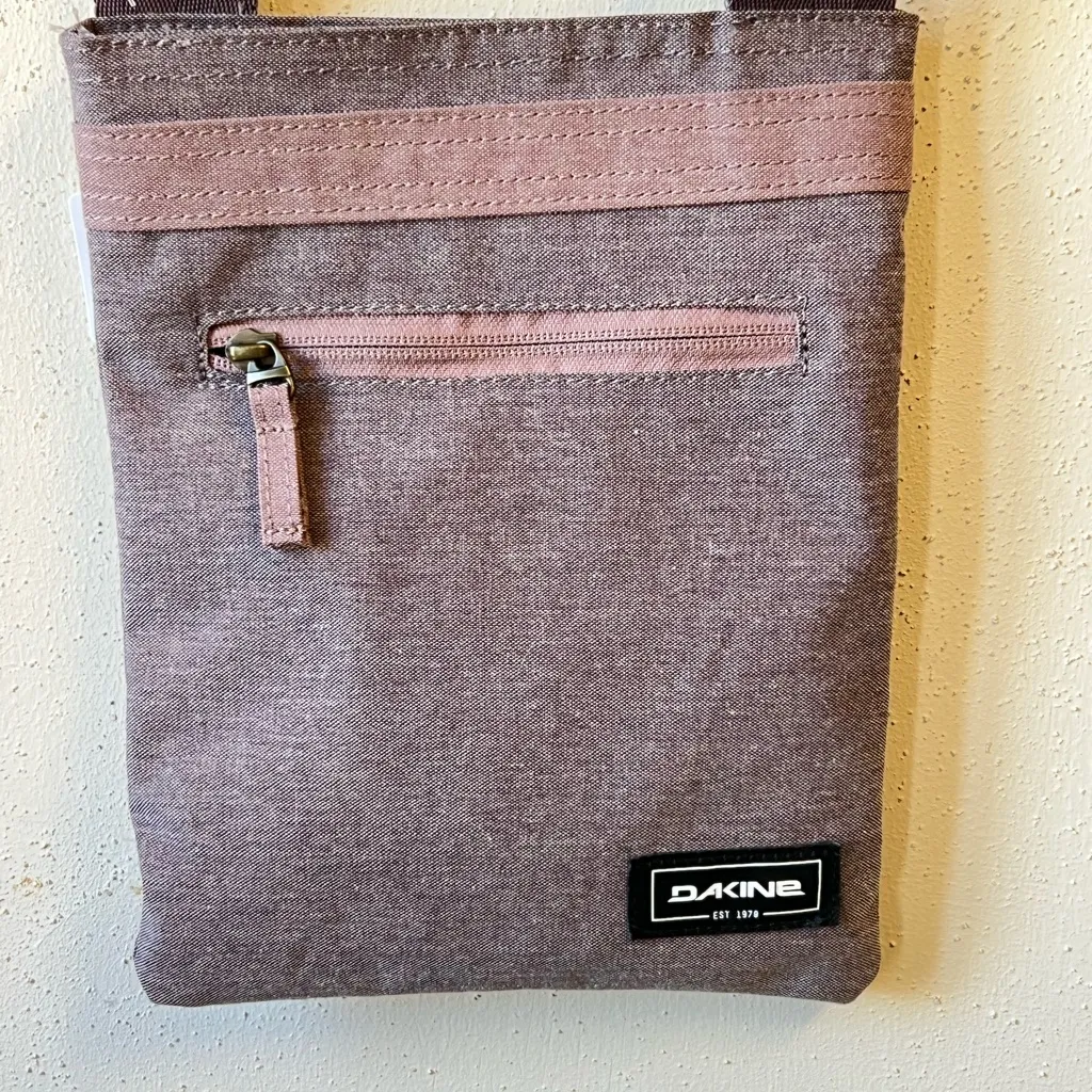 Dakine  Crossbody - Image 3