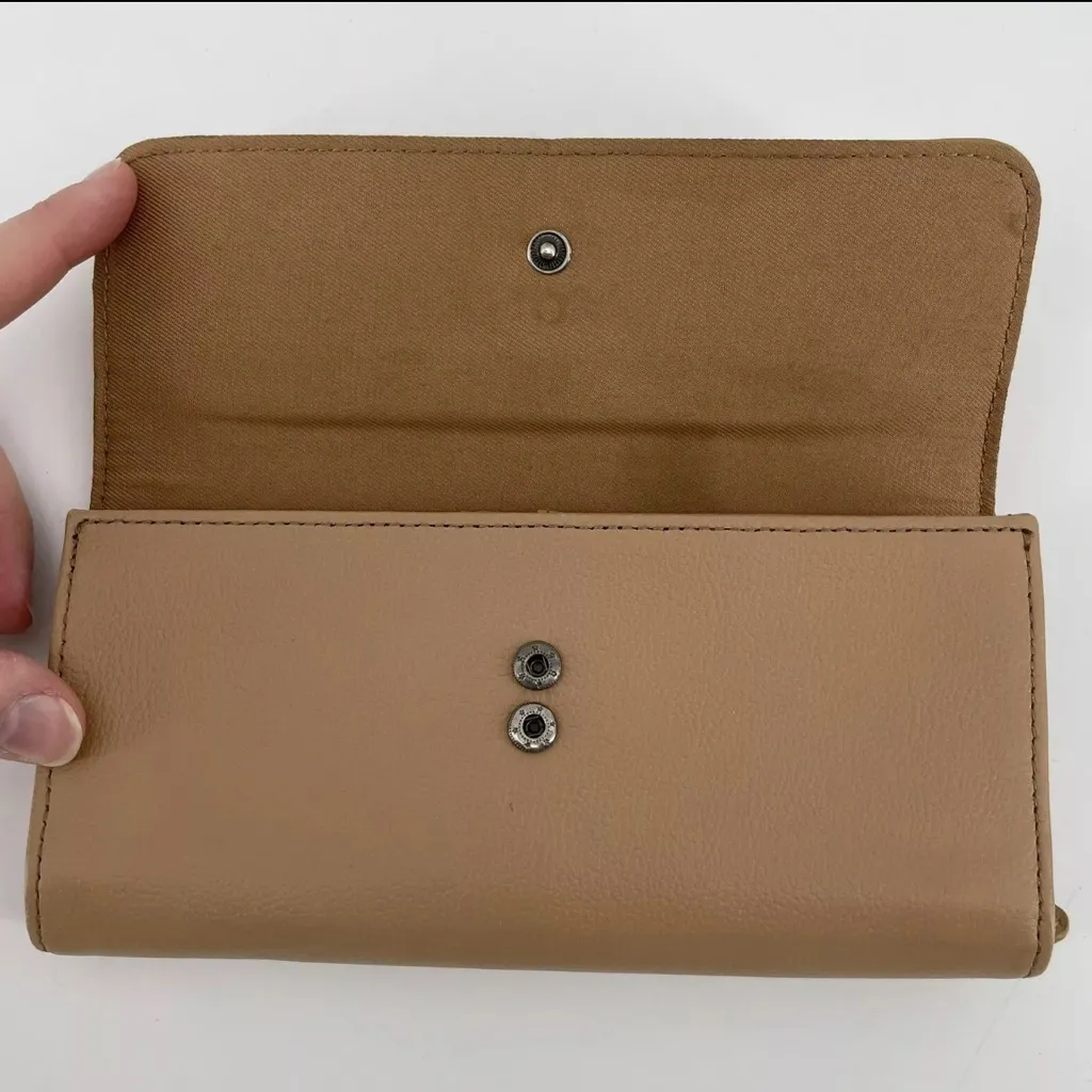 The Sak Multicolor Leather Trifold Wallet. NWT - Image 4