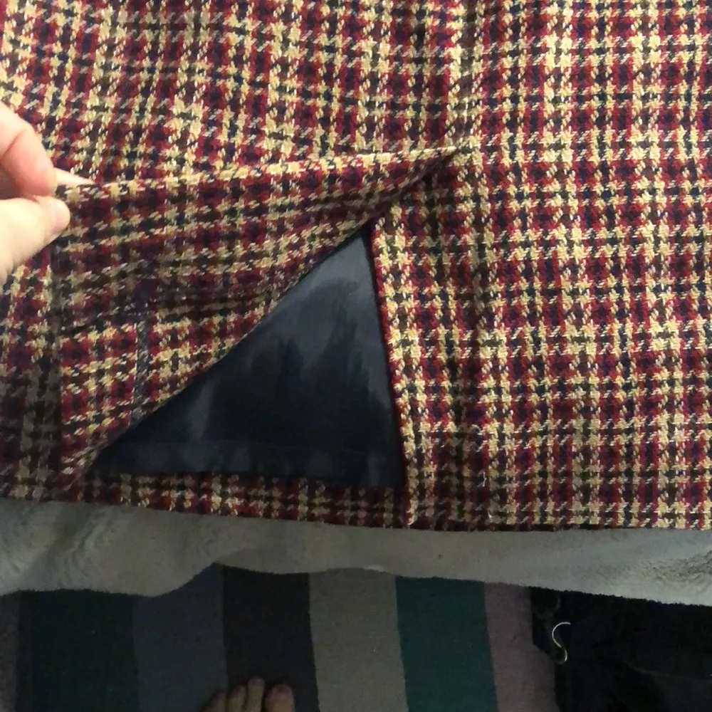 Leslie Fay Wool Pencil Skirt, size 10P - Image 5