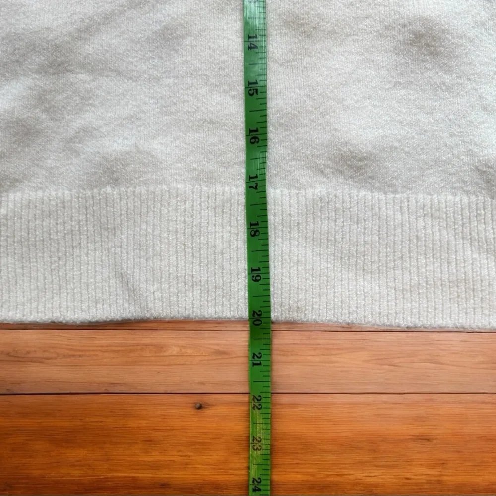 MADEWELL Bobble Dashwood V-Neck Sweater in Coziest Yarn - XS - Vanilla Girl Core - Image 14