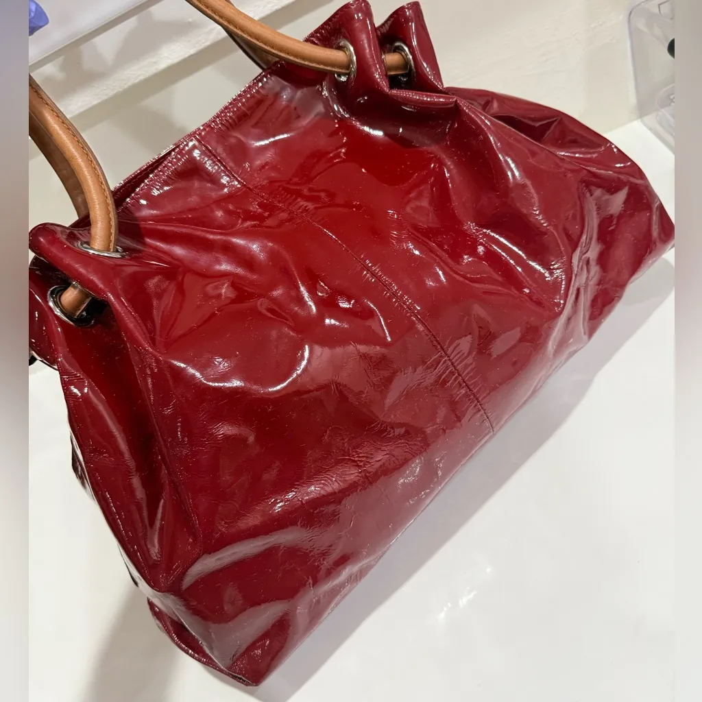 Furla Red Patent Leather Tote Bag - Image 5