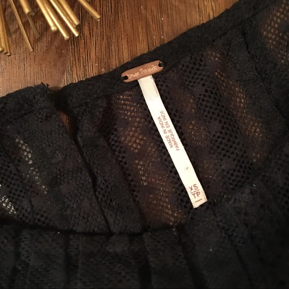 FREE PEOPLE Women's Black Jocelyn Pleated Dot Ruffle Lace Tunic Size Small - Image 5