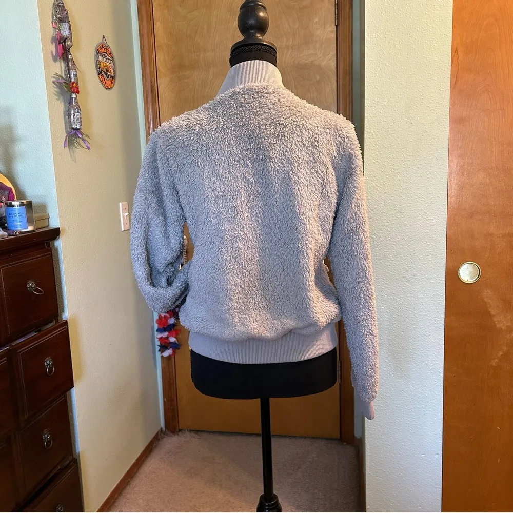 Patagonia Los Gatos Sherpa bomber jacket gray w/ tan accents size S zip pockets - Image 3