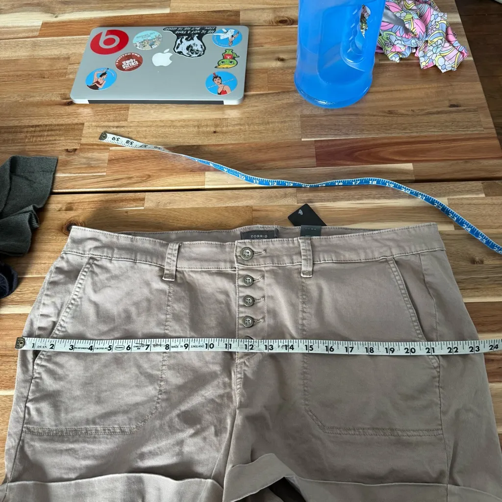 TORRID Khaki Shorts NWT Button Fly - Image 5