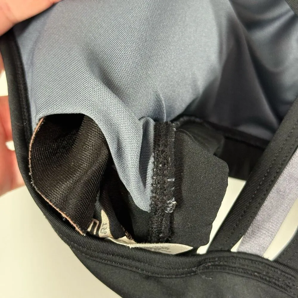 C20  BCG mid support crisscross back sport bra size medium - Image 6