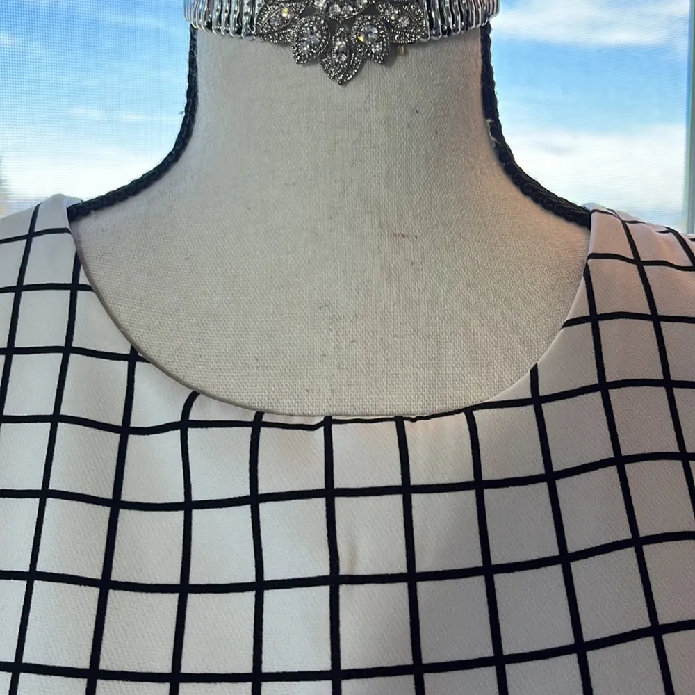 Romeo & Juliet Couture dress - Image 2