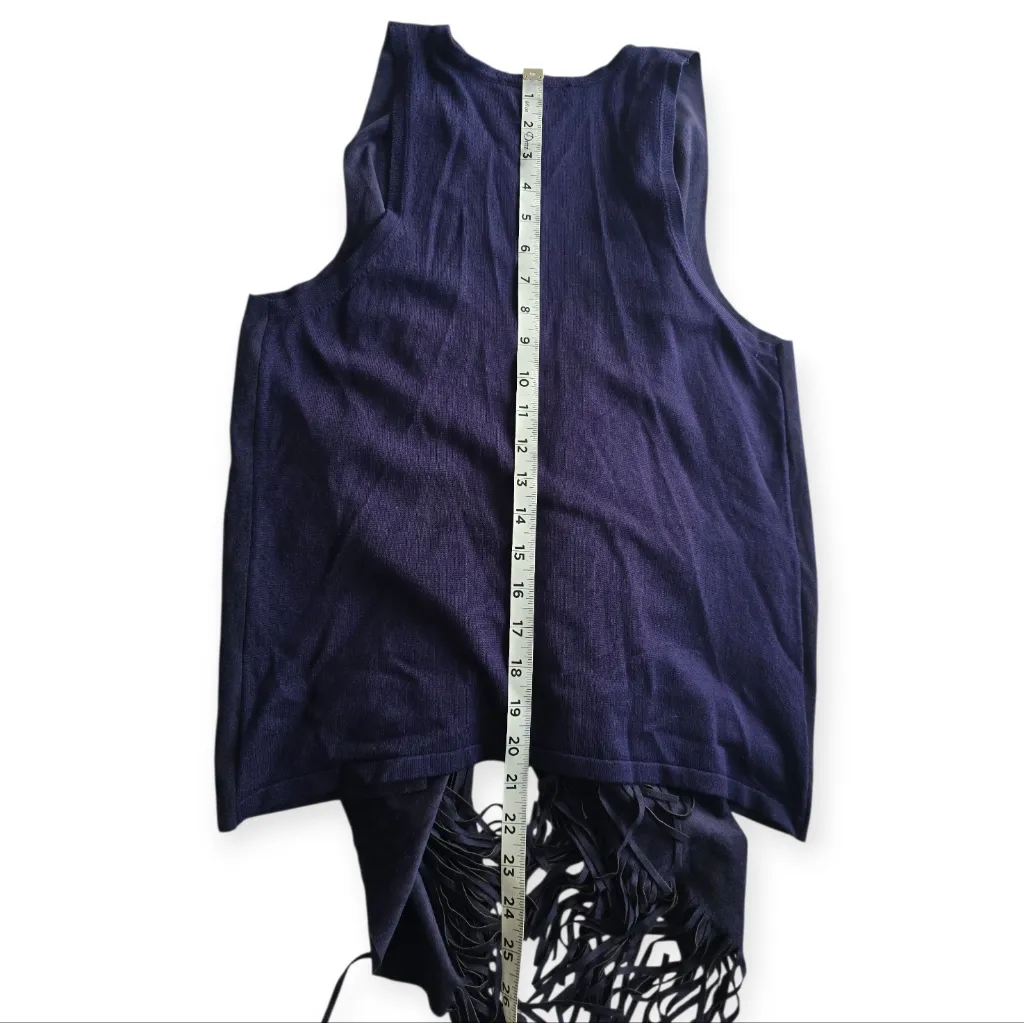 Stylish navy blue vest with fringe detailing. Perfect for layering. Size M‎ Size M - Image 10