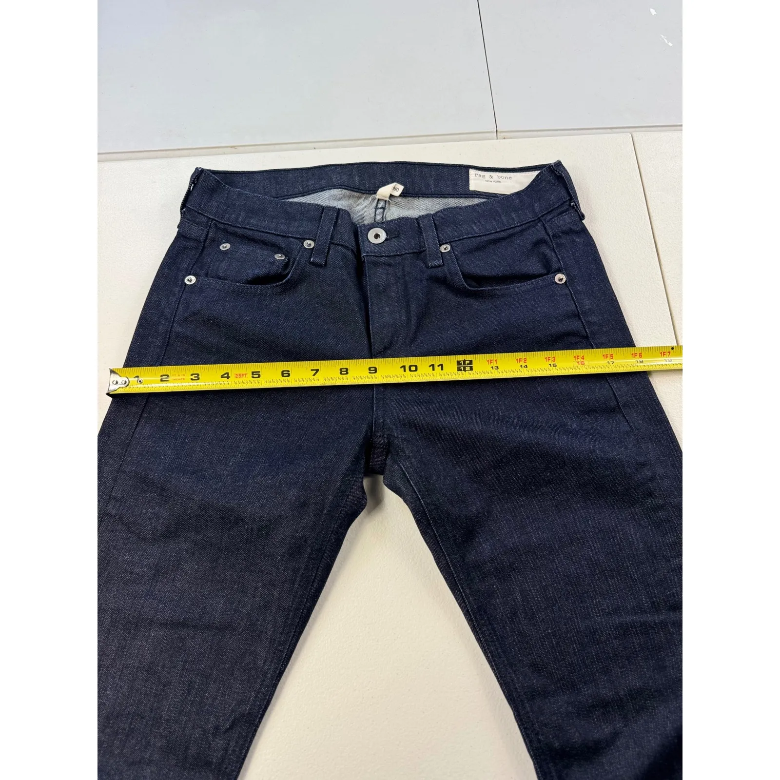 Rag & Bone Women's Dark‎ Wash Indigo Denim Jeans Size 26 Classic Style - Image 4