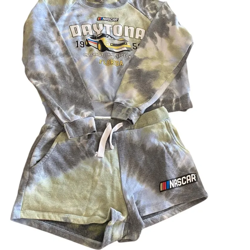 Daytona Nascar Graphic cotton blend tie dye sweats sweatshirt shorts lounge set Green Size M - Image 3