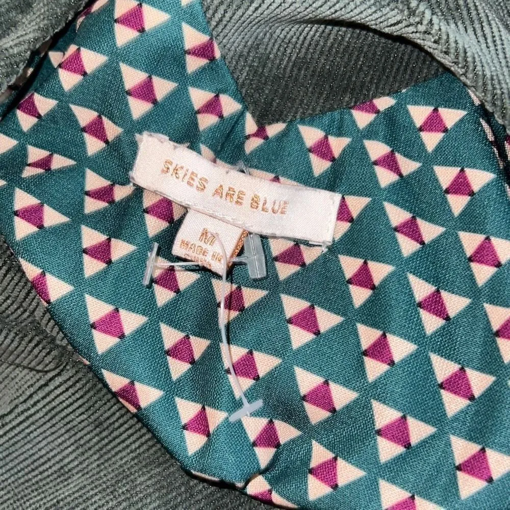 ✨Skies are Blue corduroy Button from jumper✨ - Image 8