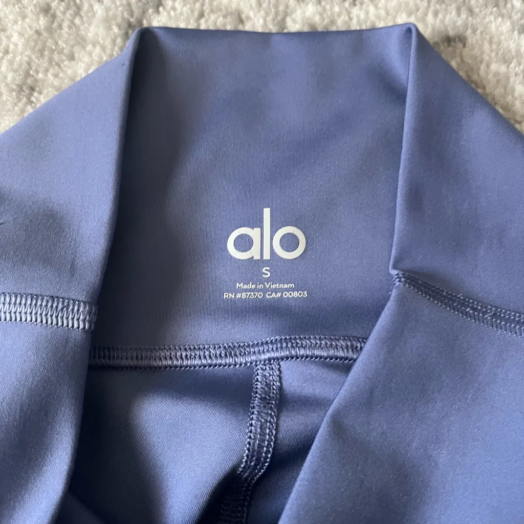 Alo Yoga High-Waist Airlift Legging - Image 3
