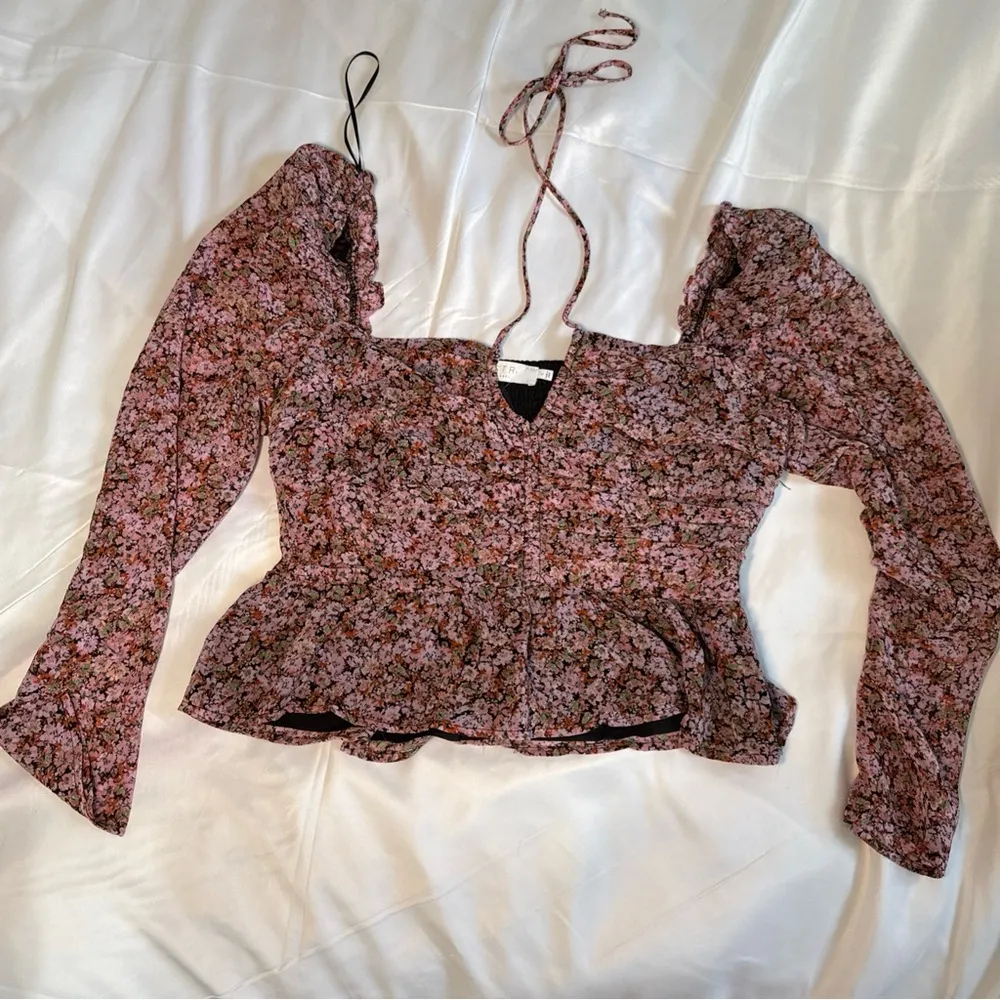 NWO ASTR the label Toni top floral rouge lined women’s large - Image 2