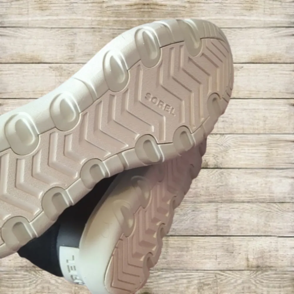 Sorel Explorer II Joan Cozy black Boots size 11 - Image 5