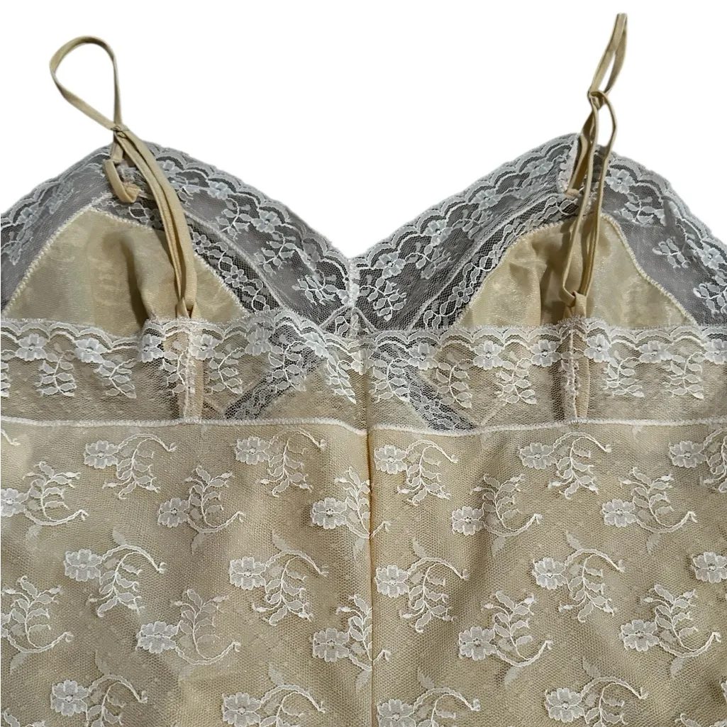 Vintage 70s Vasserette Lingerie Lace Slip Mini Cream Floral Lace Size Small - Image 6