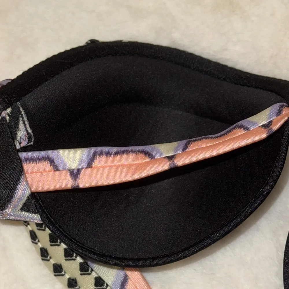 Victoria's Secret 34B Push Up Bikini Swim Top w Multicolor Print Straps - Image 7