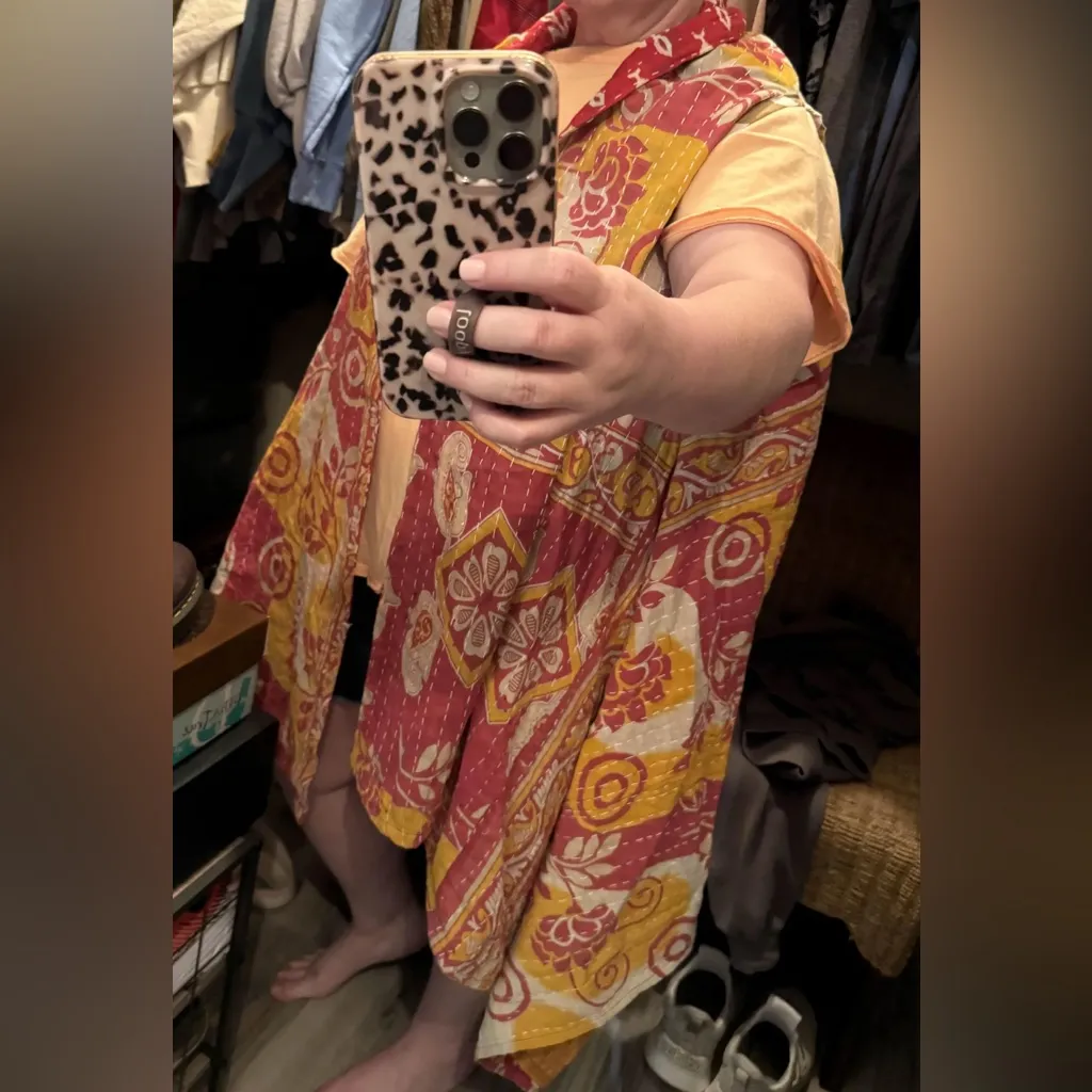 KANTHA Sleeveless Cape/Vest NWOT OSFM Handmade in India Red - Image 2