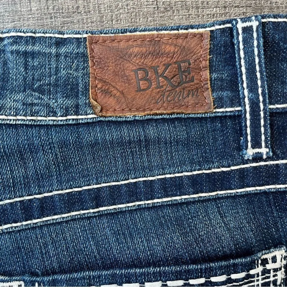 BKE Culture Cut-Off Shorts - Size 27 - Image 9