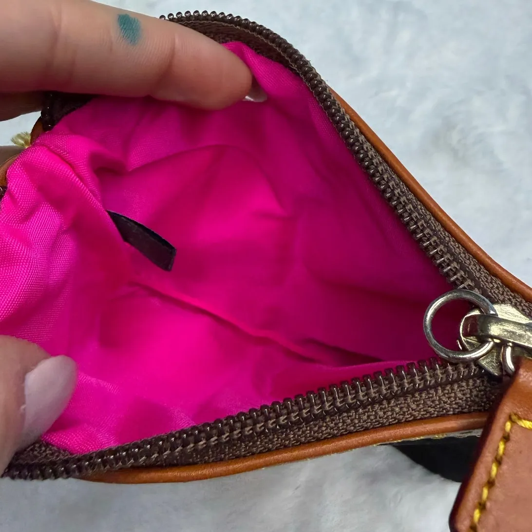 DOONEY & BOURKE Nyon Black Pouch - Image 3