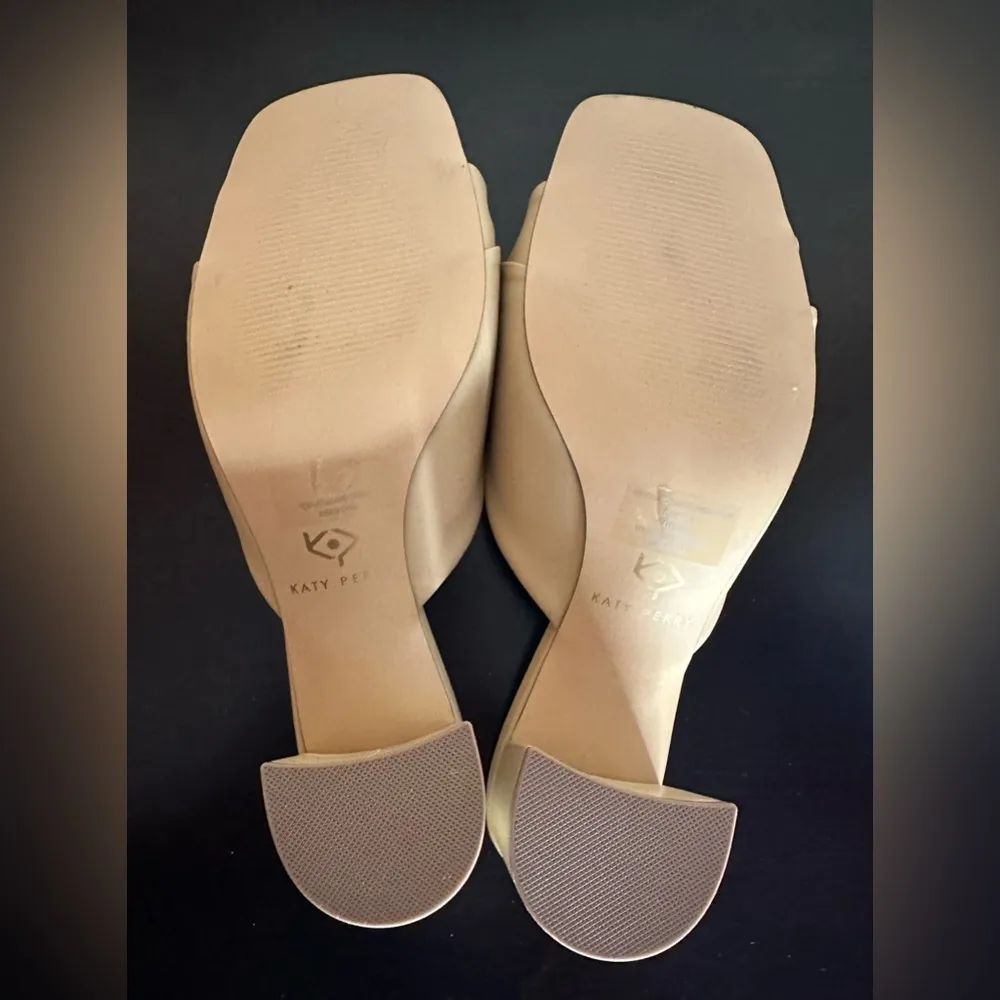 Katy Perry Tooliped Twisted Blocked Heeled Sandals - Image 6