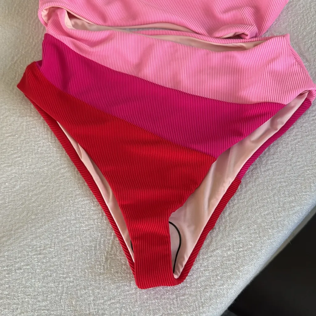 BEACH RIOT JOYCE ONE PIECE, Size Medium , $168 - Image 9