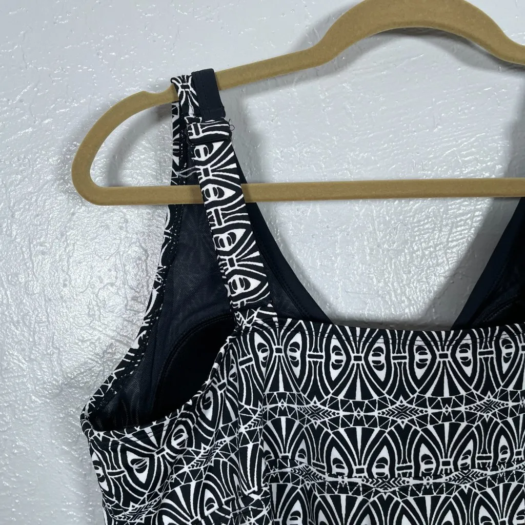 Swimsuits For All Women Plus Size 20 Black White Printed Tankini Swim Top Padded - Image 6