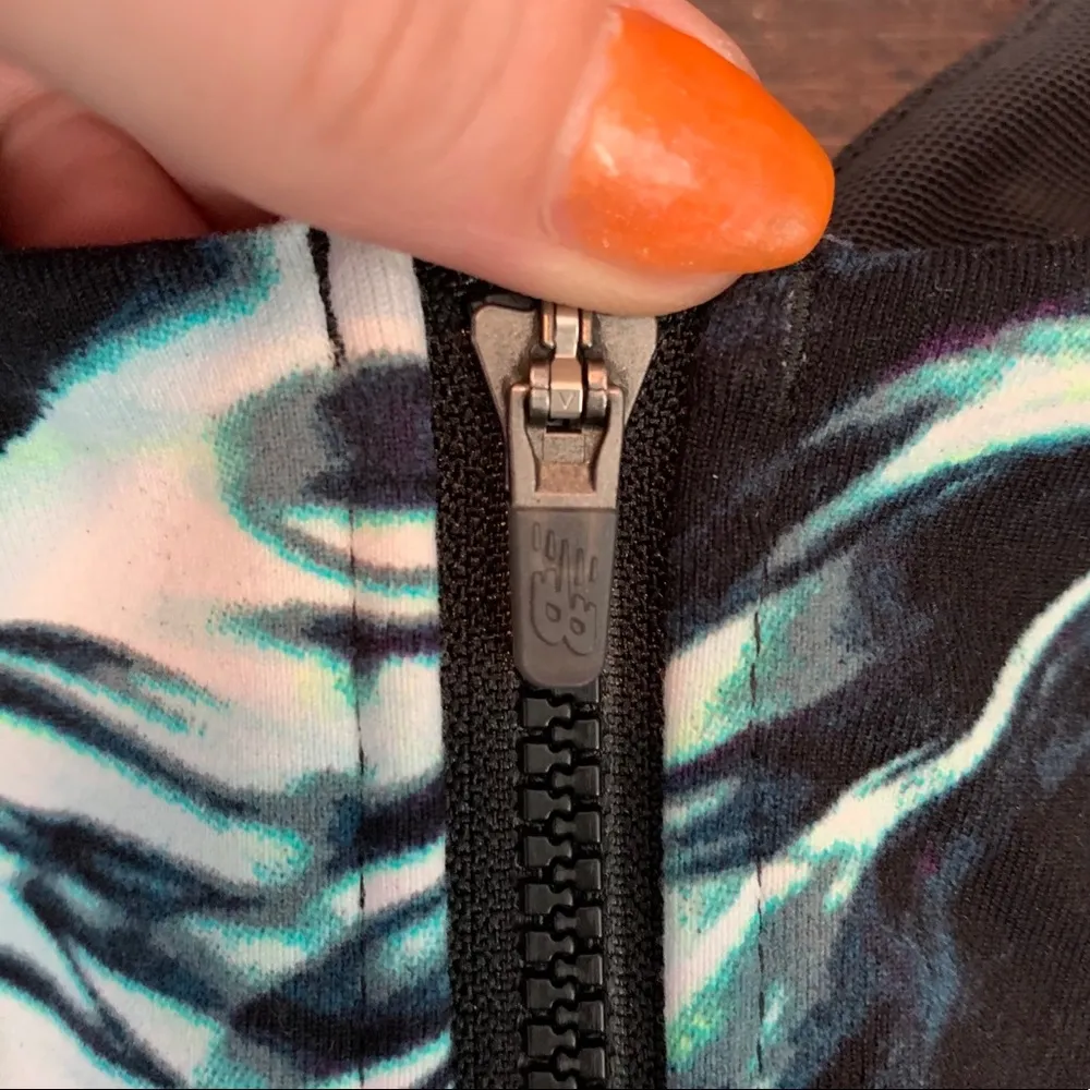 New Balance  Blue Zip Front Crop Sports Bra - Image 5