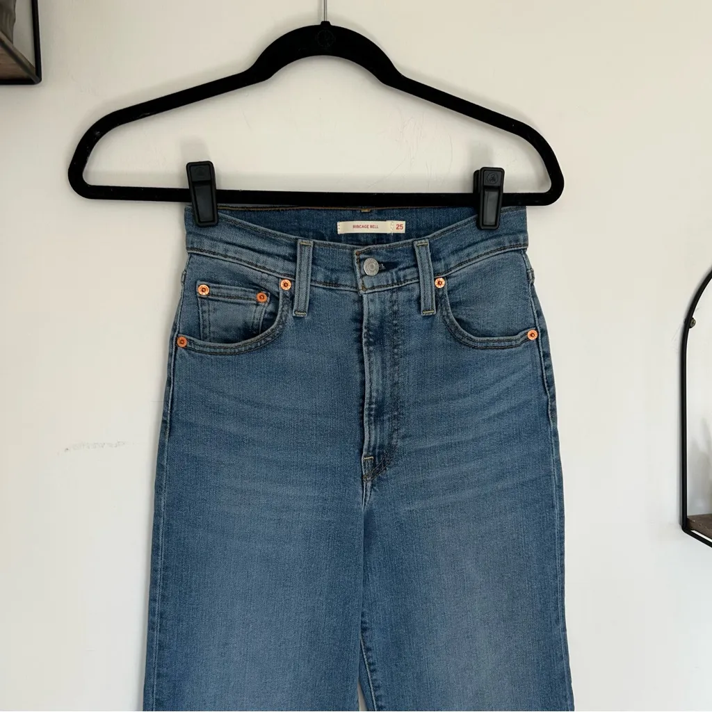 Levi’s Ribcage Bell High Rise Waist Flared Leg Denim Blue Jeans Size 25 - Image 3