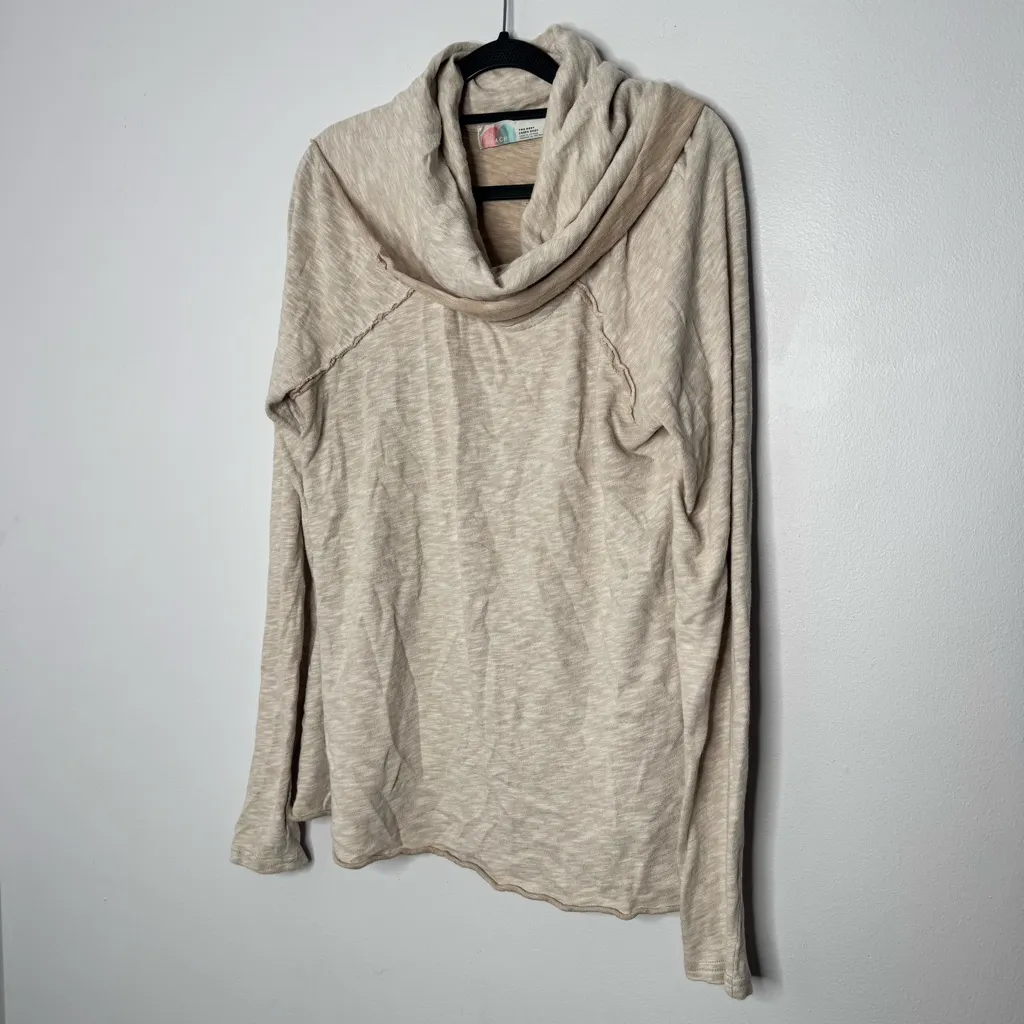 Free people beach cocoon neck pull over - Image 2