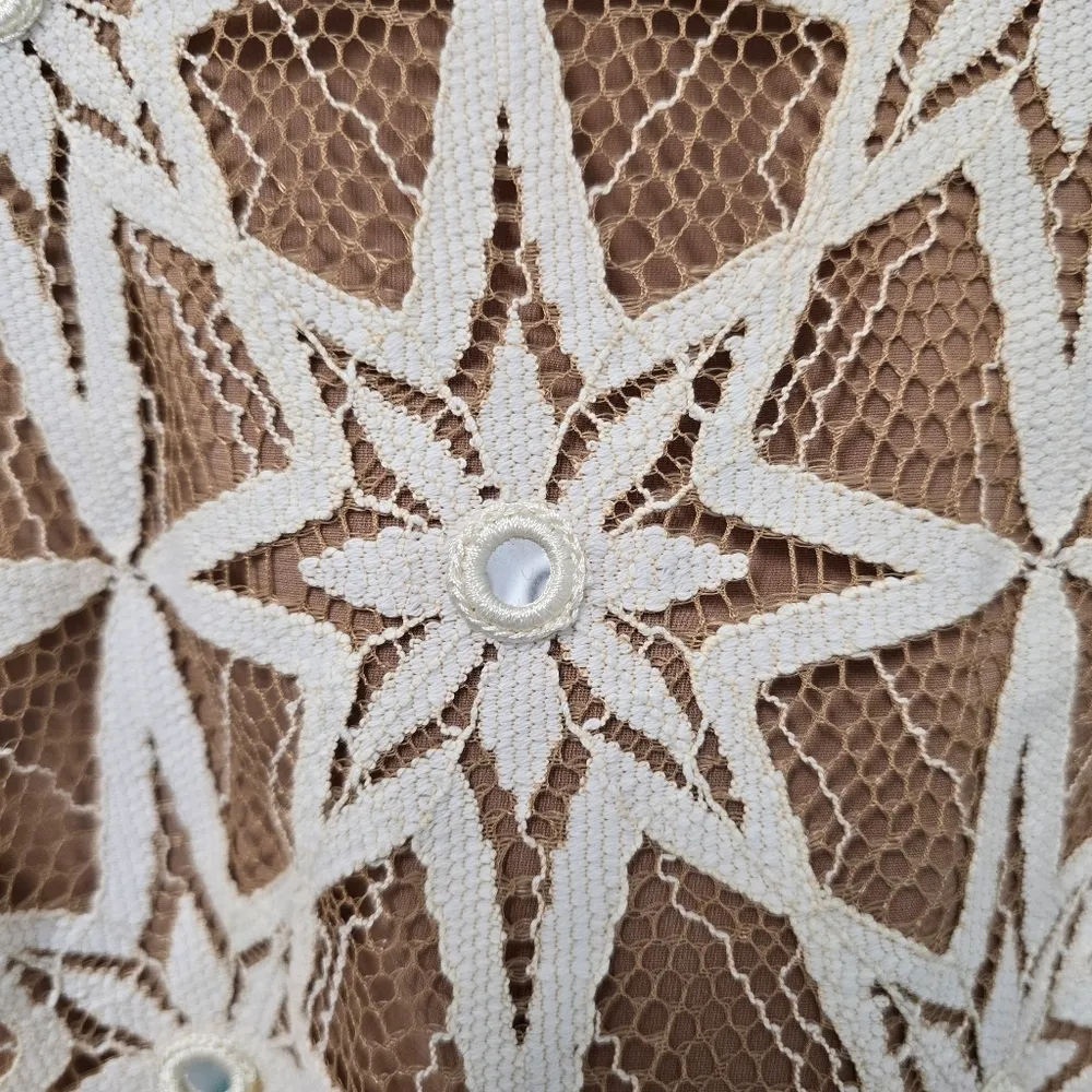 NWT For Love & Lemons Women Mini Star Metz Dress Nude White Lace Size Medium - Image 4