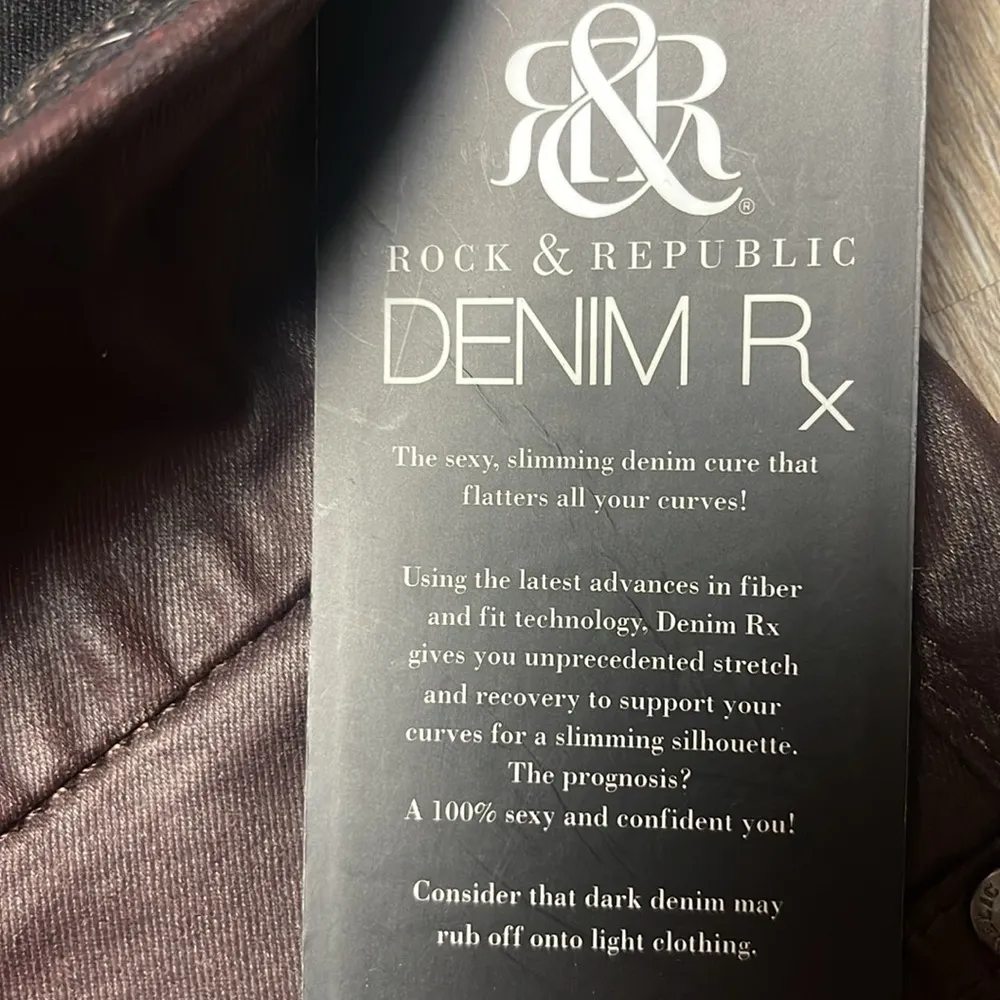 Rock & Republic Slimming Denim Coated Leggings Size 8 Medium - Image 11