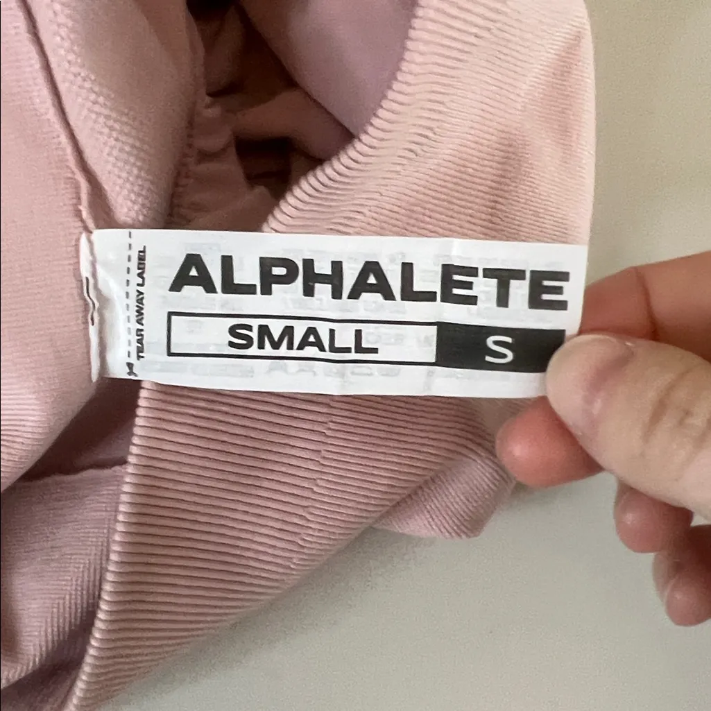 Alphalete Amplify Butt Scrunch Shorts Light Pink Size Small - Image 4
