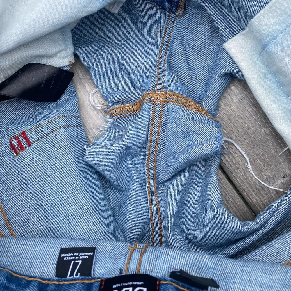 🖤SALE: Urban Outfitters  27 Girlfriend High-rise cut off jean shorts - Image 9