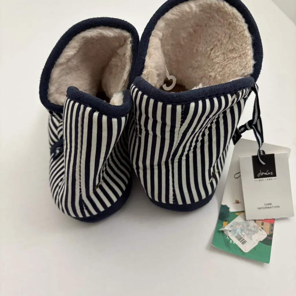 Joules Black Bee Stripe Cabin Luxe Slipper Boot Size 7/8 NWT White - Image 6