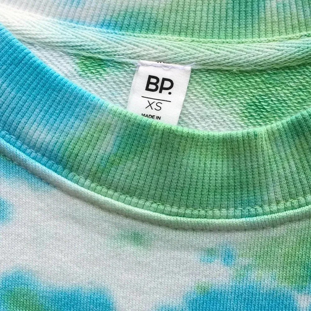 NWT BP Blue-Green Tie Dye Crew Neck Long Sleeve Pullover Size XS - Image 5
