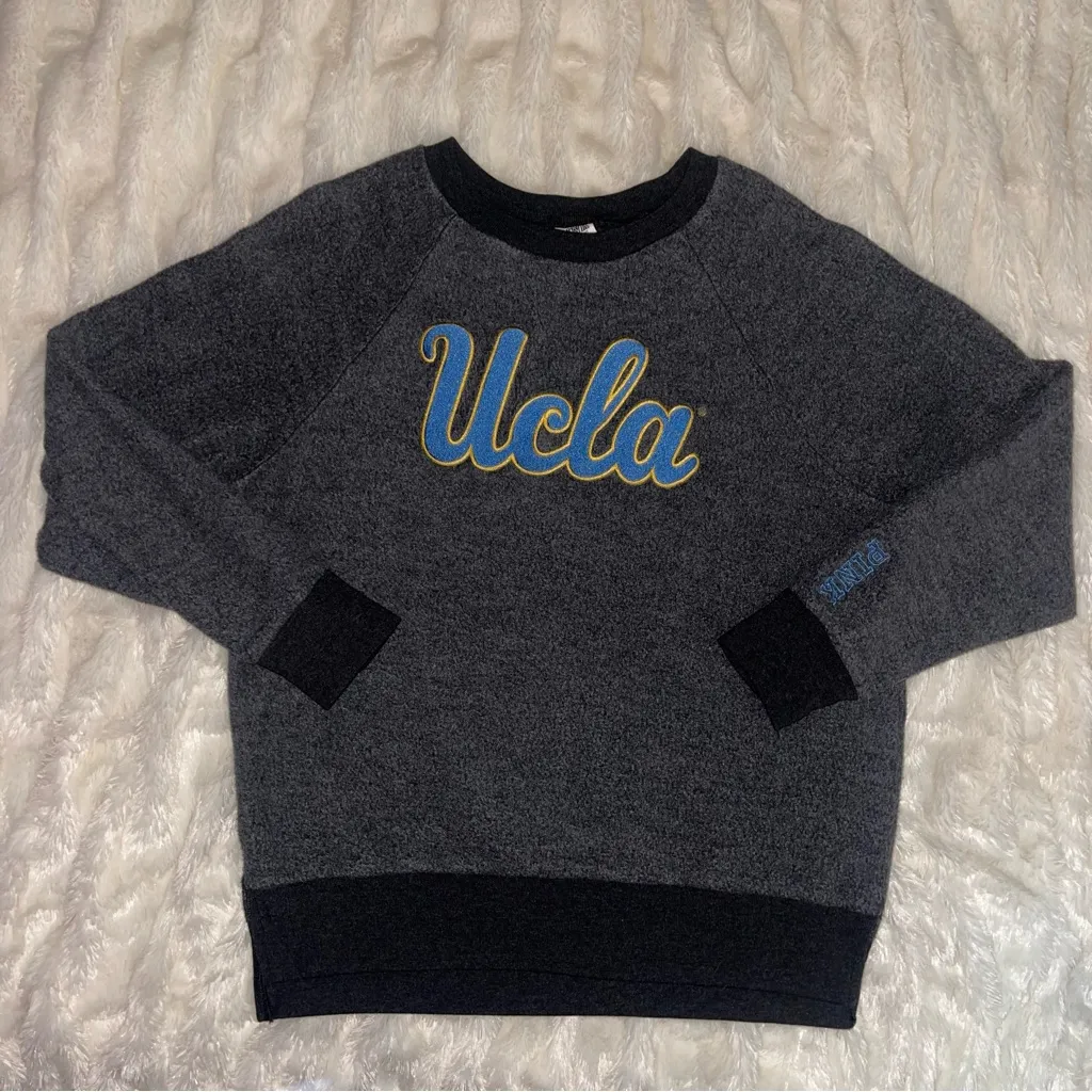 PINK Victoria's Secret w/5th & Ocean UCLA Gray Sweater Womens Size Small - Image 2