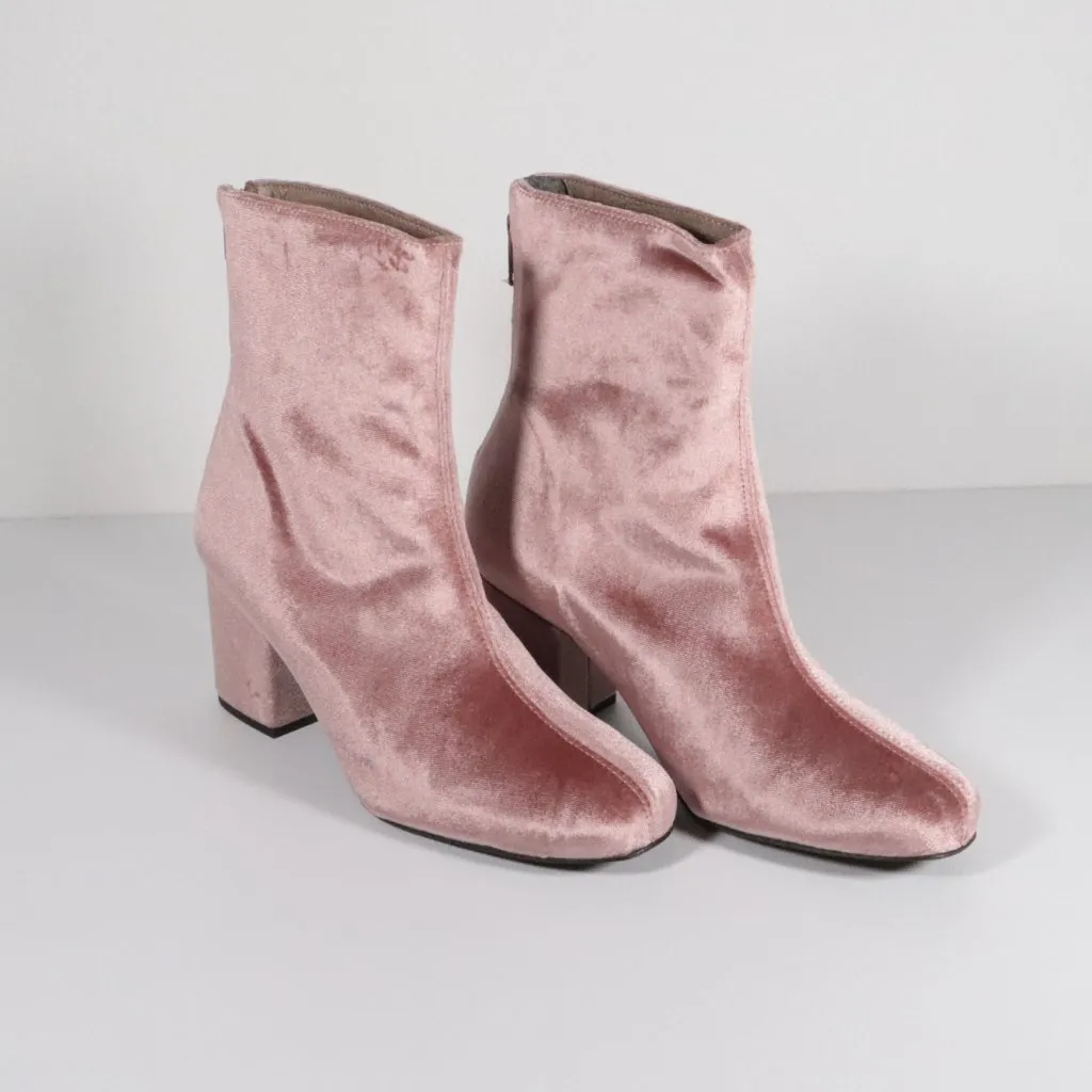 NWOT Free People Velvet Cecile Pink Booties Size Size 38 - Image 2