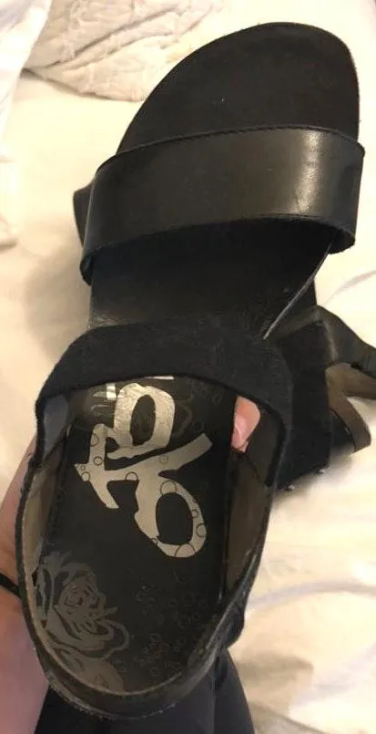 OTBT Black Wedges - Image 3