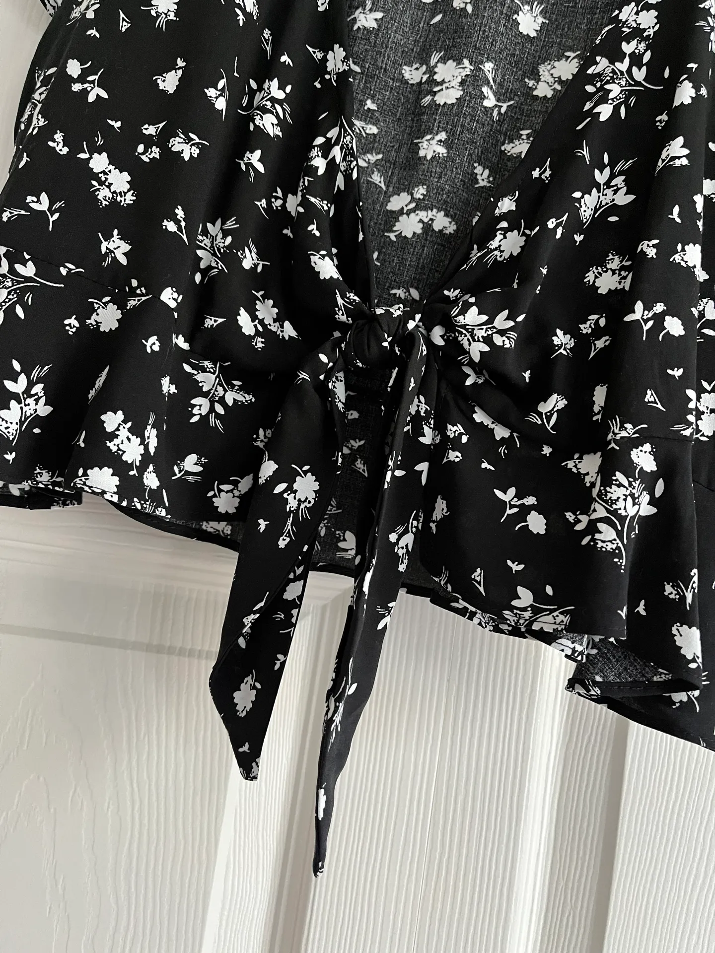 Garage tie front top - Image 6