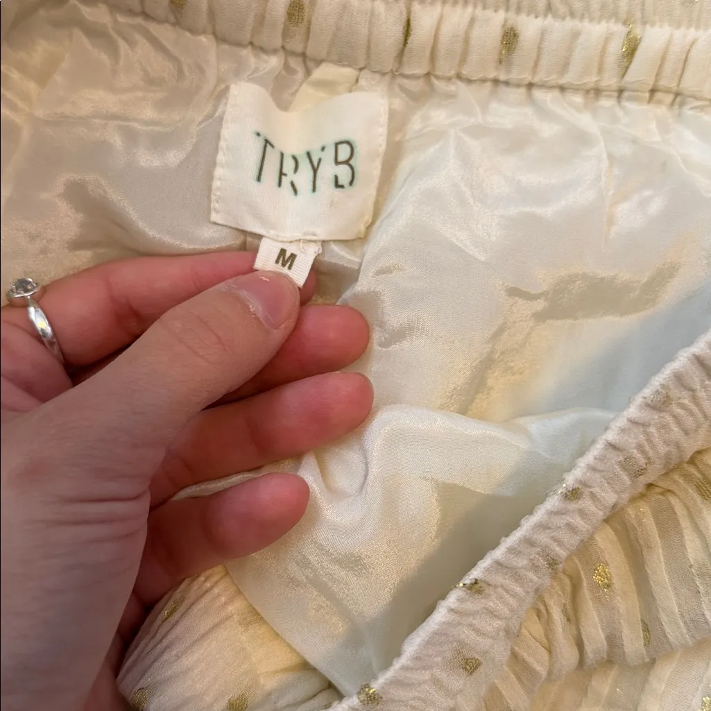 Anthropologie TRYB Ivory Swiss Dot Tiered
Mini Skirt Boho Cottagecore Small Size M - Image 6