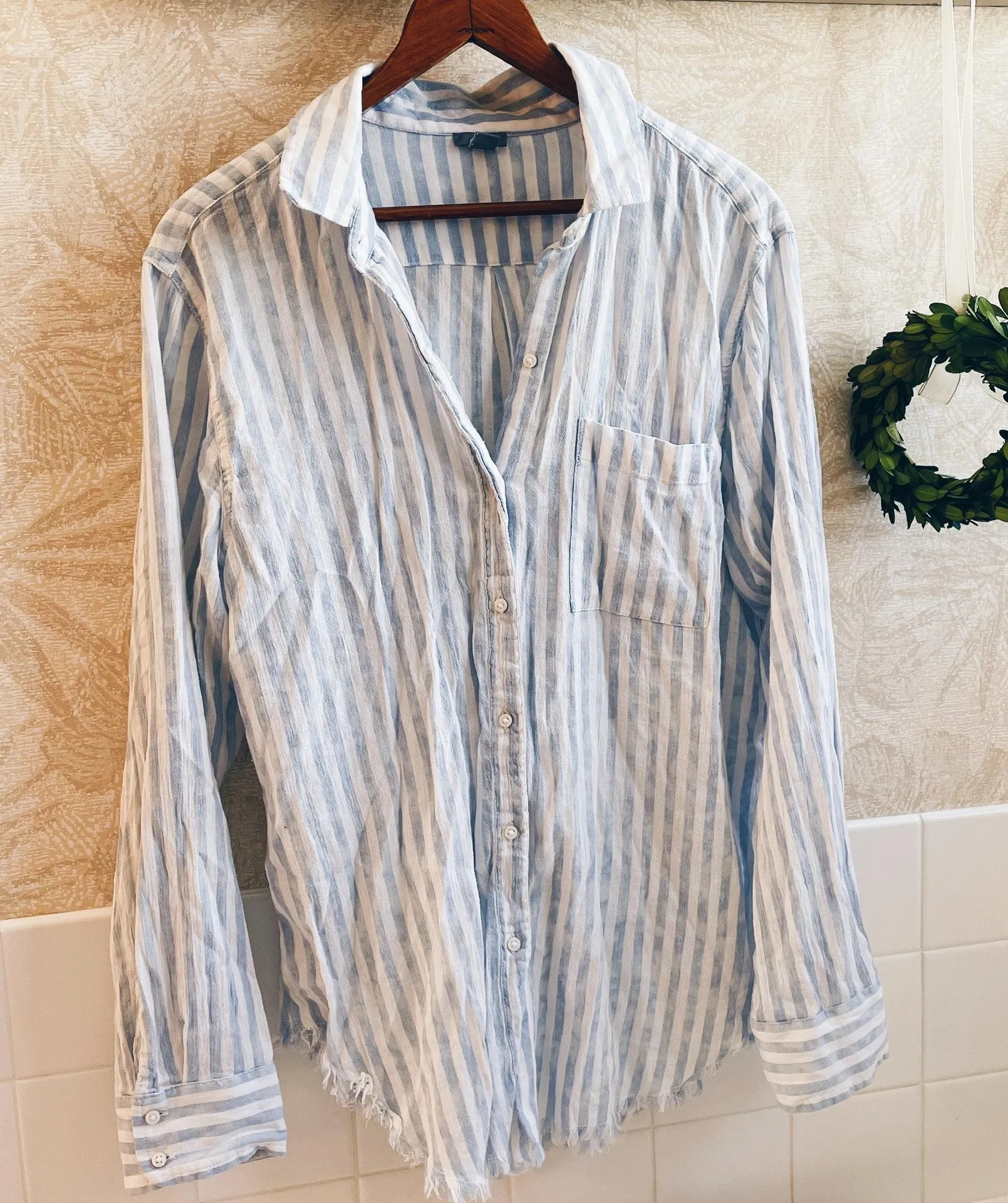Aerie Button Up Top - Image 3