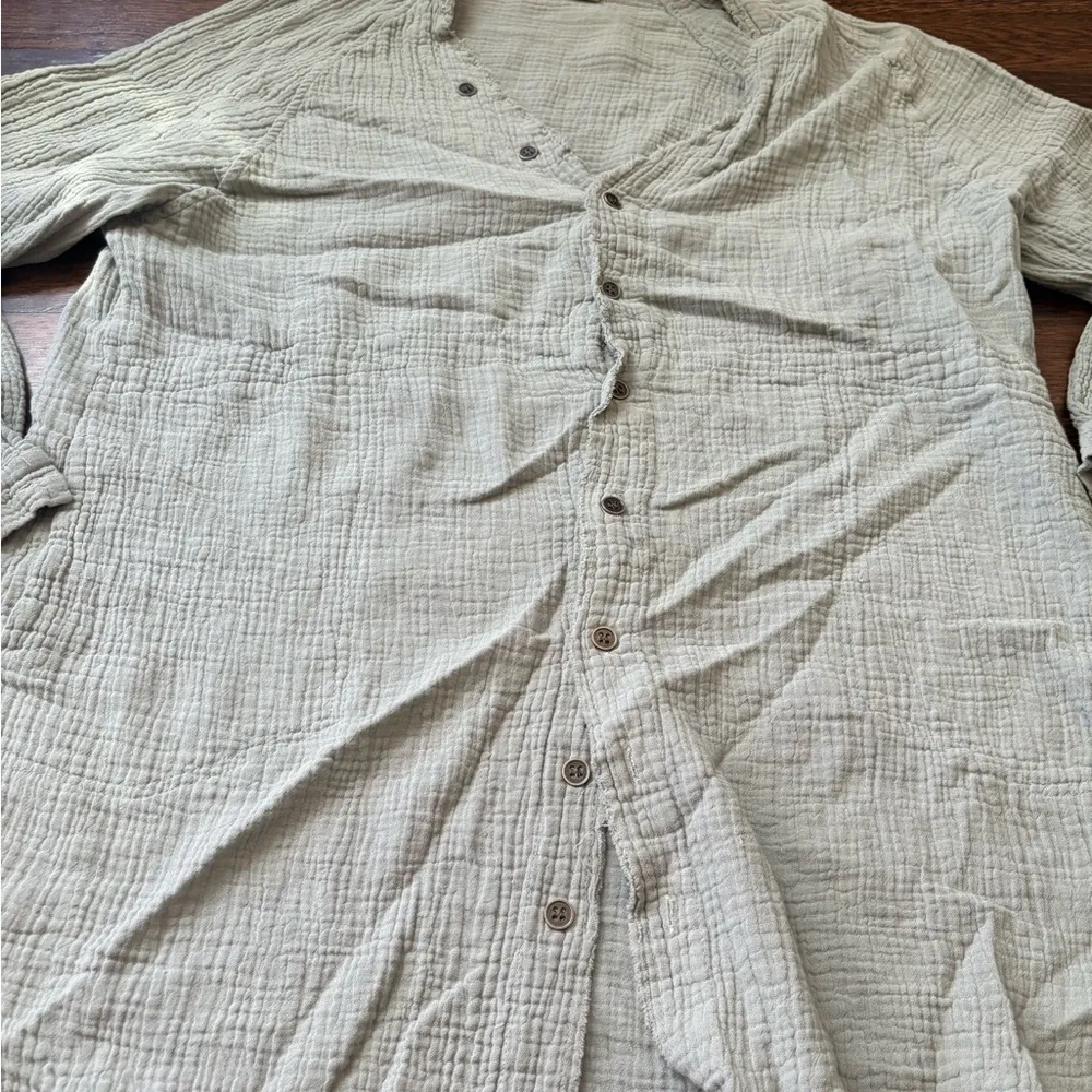 Amazon light blue button down shirt - Image 2