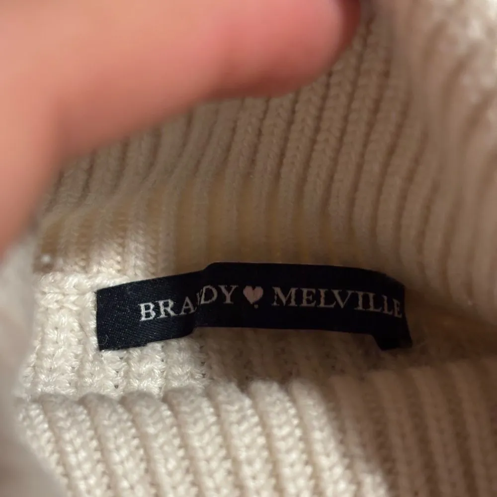 Brandy Melville Oversized Turtleneck Tunic Sweater- One Size - Image 4