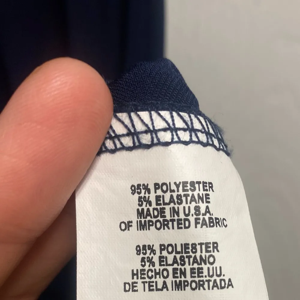 Annalee + Hope Navy Sleeveless Wrap Dress Size Medium. - Image 3