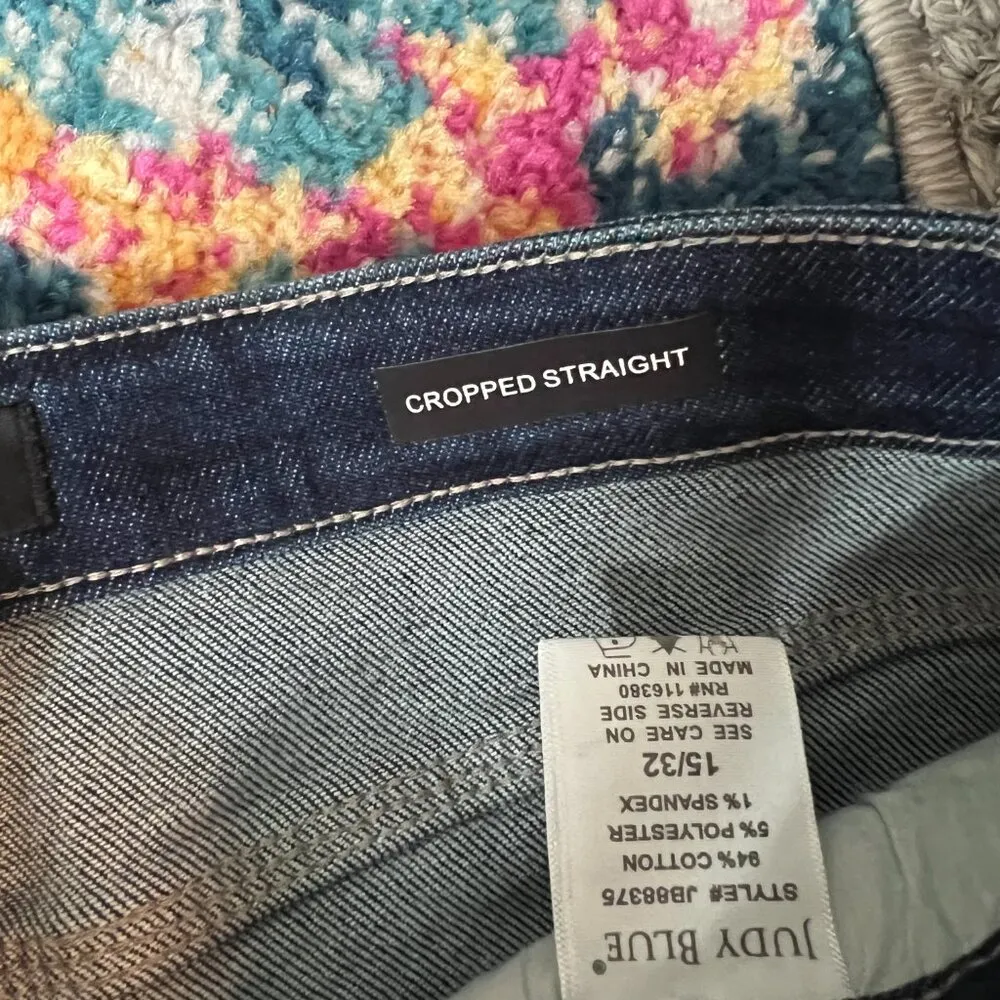 Judy Blue Cropped  straight Jeans 32 - Image 7