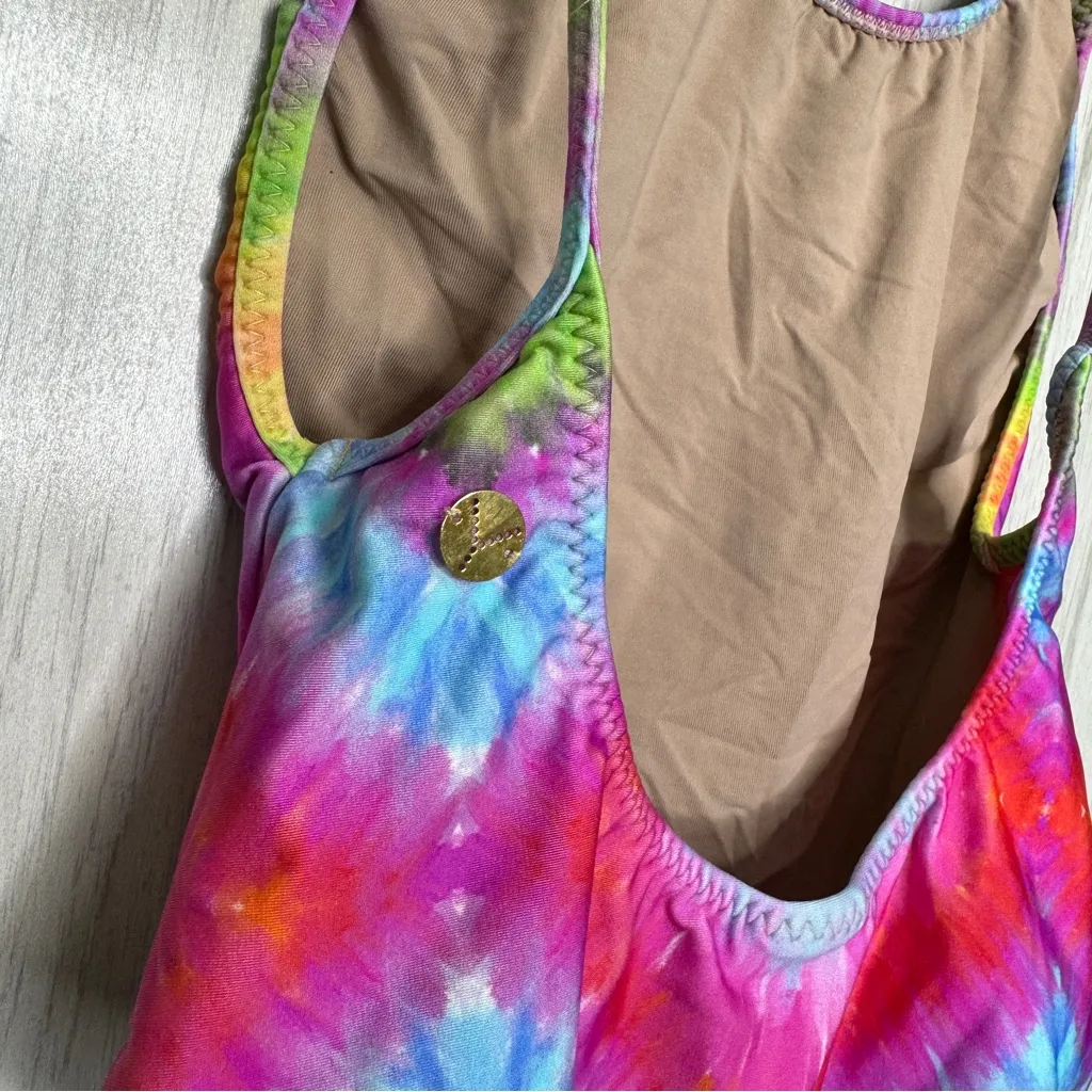 NWT Triya Maio Sereia Rainbow Tie Dye Low Scoop Back One Piece Swimsuit size XS Pink - Image 10