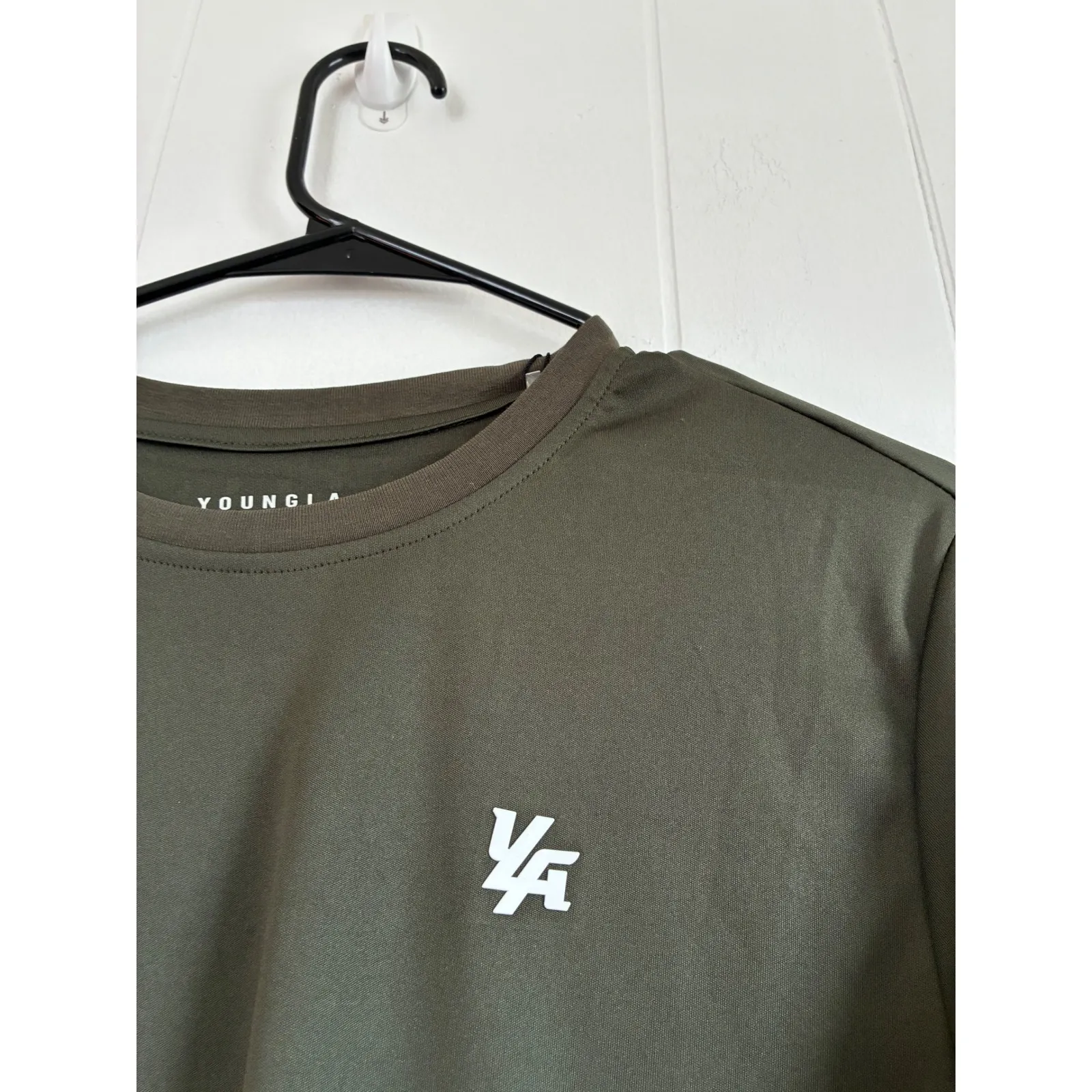 NWT YOUNGLA Olive Green Long Sleeve Athletic T Shirt Women's Medium - Image 4